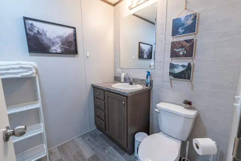 Cozy 3BR Lodge, Belgrade MT vacation rental – listing photo 8 of 16