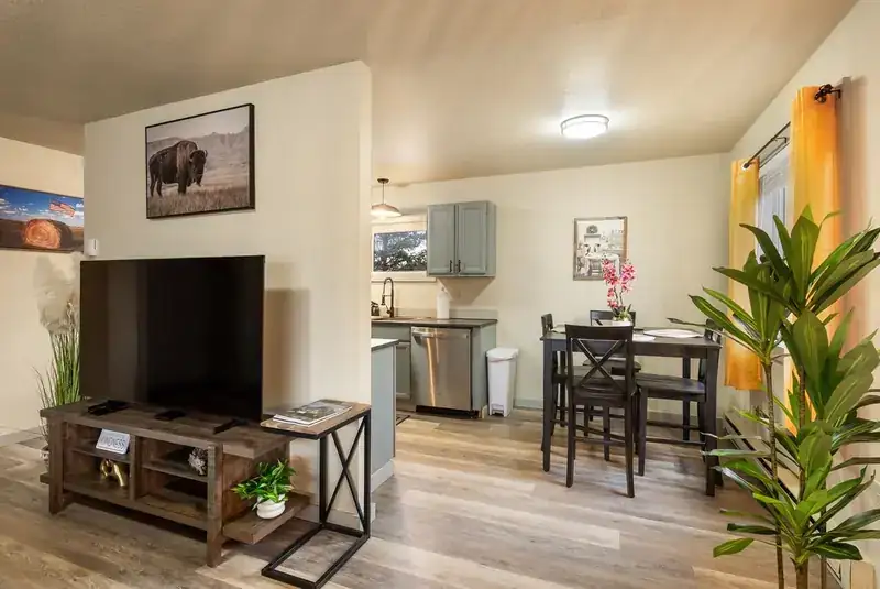 Modern Mountainview A, Belgrade MT vacation rental – listing photo 16 of 18